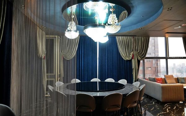 ▲▼「Ageless私享所」超隱密城市秘境私享，中西合併頂級私廚料理，獨立包廂＋私人管家，獨享22樓獨立超大景觀露台的101與台北城市夜景。（圖／部落客Mika提供）