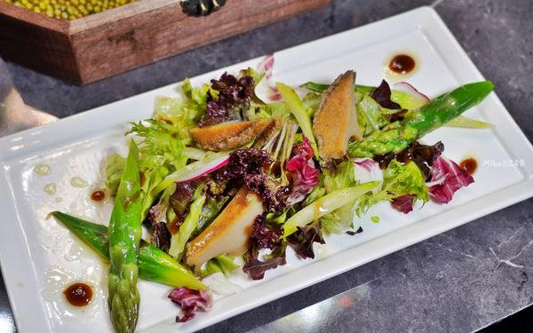 ▲▼「Ageless私享所」超隱密城市秘境私享，中西合併頂級私廚料理，獨立包廂＋私人管家，獨享22樓獨立超大景觀露台的101與台北城市夜景。（圖／部落客Mika提供）