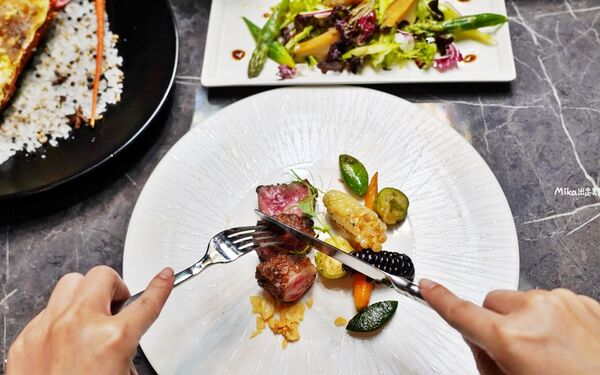 ▲▼「Ageless私享所」超隱密城市秘境私享，中西合併頂級私廚料理，獨立包廂＋私人管家，獨享22樓獨立超大景觀露台的101與台北城市夜景。（圖／部落客Mika提供）