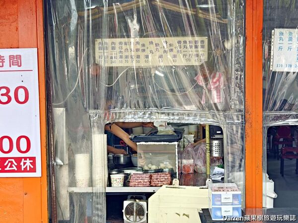 ▲▼新竹香山美食推薦「鷹王肉圓」，榮獲米其林必比登推介，60年老字號超人氣銅板小吃外帶。（圖／部落客DARREN提供）