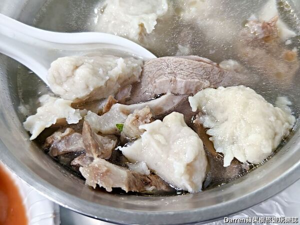 ▲▼新竹香山美食推薦「鷹王肉圓」，榮獲米其林必比登推介，60年老字號超人氣銅板小吃外帶。（圖／部落客DARREN提供）