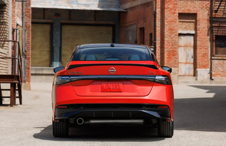 ▲新一代Nissan Sentra北美突襲發表！外觀、內裝很有新鮮感。（圖／翻攝自Nissan）