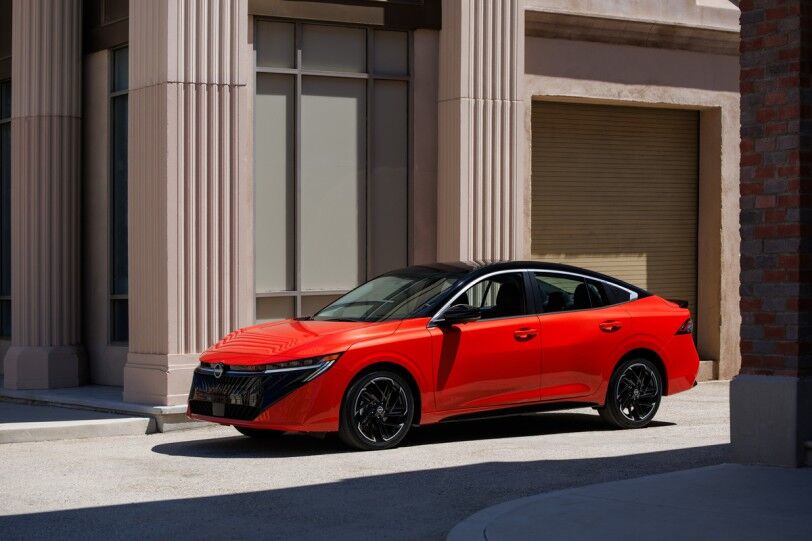 ▲新一代Nissan Sentra北美突襲發表！外觀、內裝很有新鮮感。（圖／翻攝自Nissan）