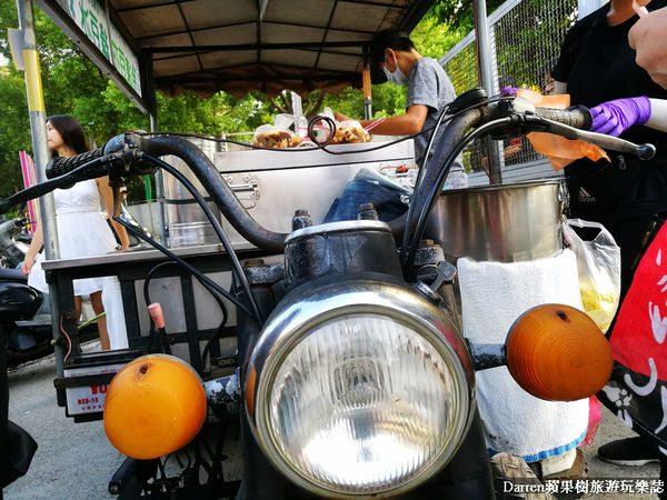 ▲▼桃園小吃「橋下阿泰豆花」鄰近桃園火車站、桃園後站，桃鶯路橋下豆花三輪車豆花攤。（圖／記者蘇相云攝）