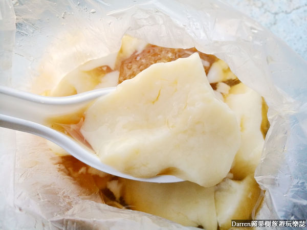 ▲▼桃園小吃「橋下阿泰豆花」鄰近桃園火車站、桃園後站，桃鶯路橋下豆花三輪車豆花攤。（圖／記者蘇相云攝）