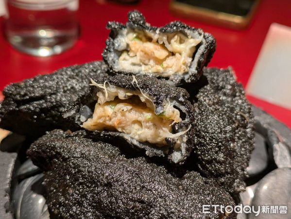 ▲子瑜最愛同款素食生魚片登台　嵩與《黑白大廚》林熙元合推6道菜色。（圖／記者黃士原攝）