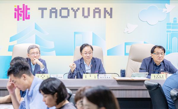 ▲桃園市長張善政今天下午主持桃園市道安會報，聽取交通局專案報告。（圖／桃市府新聞處提供）