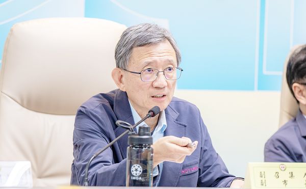 ▲桃園市府今天下午舉行桃園市道安會報，副市長王明鉅提出建言。（圖／桃市府新聞處提供）