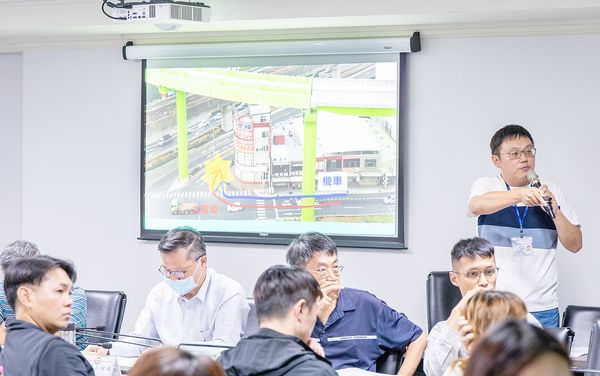 ▲桃園市道安會報上，交通局舉行專案報告。（圖／桃市府新聞處提供）