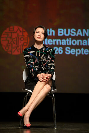 ▲導演舒淇帶著她首度自編自導的作品《女孩》，登上釜山影展舞台。（圖／甲上提供）