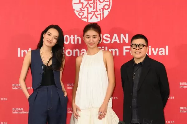 ▲導演舒淇帶著她首度自編自導的作品《女孩》，登上釜山影展舞台。（圖／甲上提供）