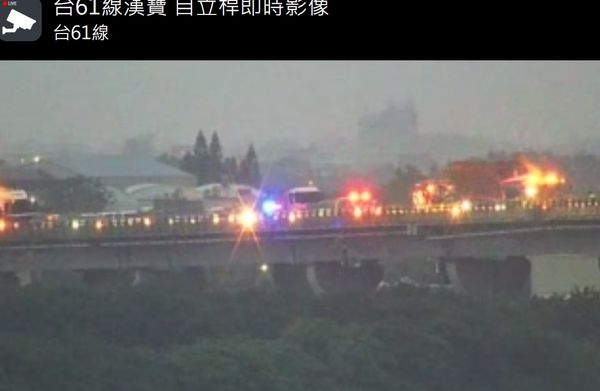 ▲彰化台61線南188K翻覆車禍釀4傷。（圖／消防提供）