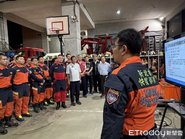 ▲▼新北出動前往花蓮馳援。（圖／記者陳以昇翻攝）