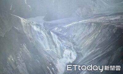 堰塞湖溢流「空拍見湖水少75%」 林保署:蓄水估剩2300萬噸