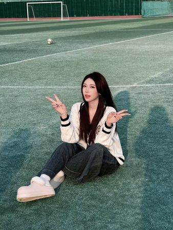 ▲▼楓葉姐姐私下照片罕見曝光。（圖／翻攝自Threads）