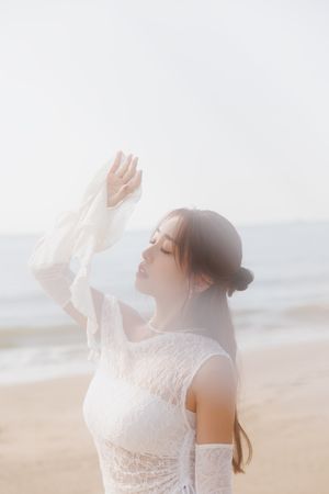 ▲▼艾薇新歌寄託對阿公的思念與溫柔祝福。（圖／原音娛樂提供）