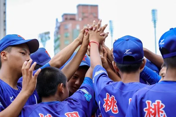 ▲桃園盃／陳葳綸8下驚天再見安　新明國中B隊5比4逆轉奪季軍。（圖／桃園市桃園盃全國四級棒球錦標賽提供，下同）