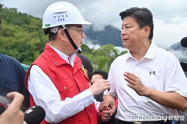 ▲ 行政院長卓榮泰、國民黨立委傅崐萁。（圖／記者李毓康攝）