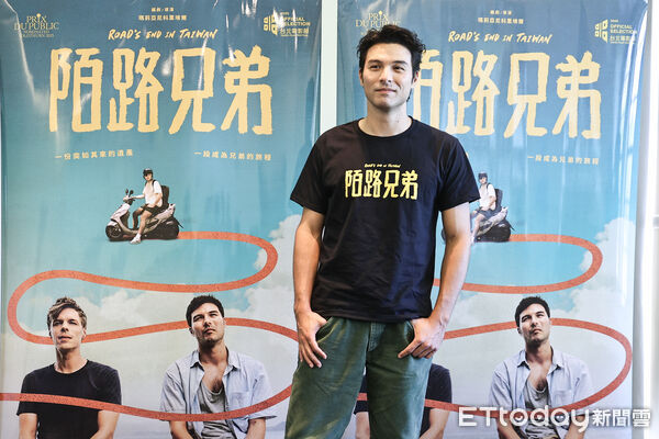 ▲鳳小岳出席《陌路兄弟》媒體聯訪。（圖／記者林敬旻攝）