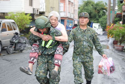 光復鄉17死救援急需物資與沐浴車　當地議員：別捐泡麵