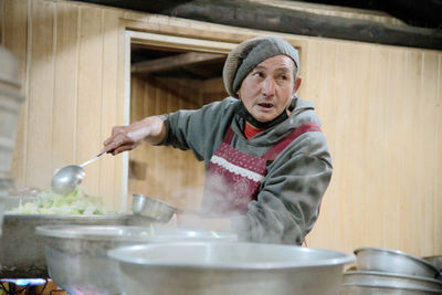 《高山遊民》走進臺灣百岳飽覽絕美大景 遇見「噗攏共」的生命故事