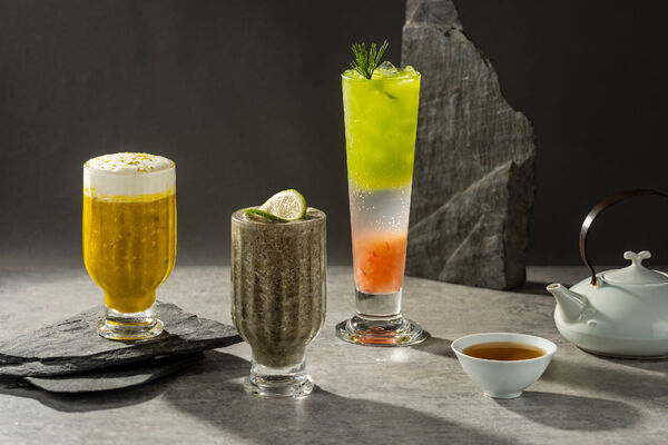 ▲▼南投春秋山林。（圖／春水堂提供）