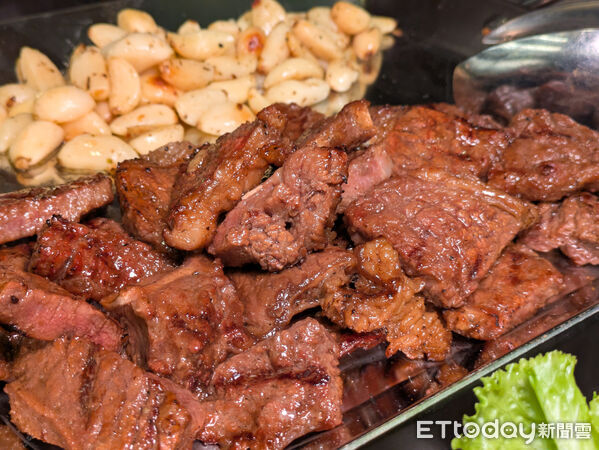 ▲十二廚韓國美食節登場。（圖／記者黃士原攝）