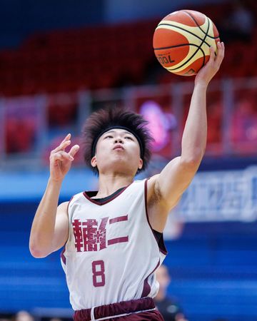 ▲台藝大新任隊長王威翔、輔大射手林哲宇。（圖／登峰造極青年籃球賽提供）