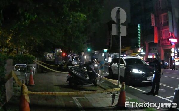 ▲台中三信公園發生砍人案，1男肩部中刀送醫。（圖／記者許權毅翻攝）