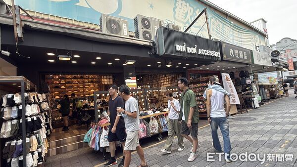 ▲▼   中正路 ,友愛路          。（圖／記者張雅雲攝）