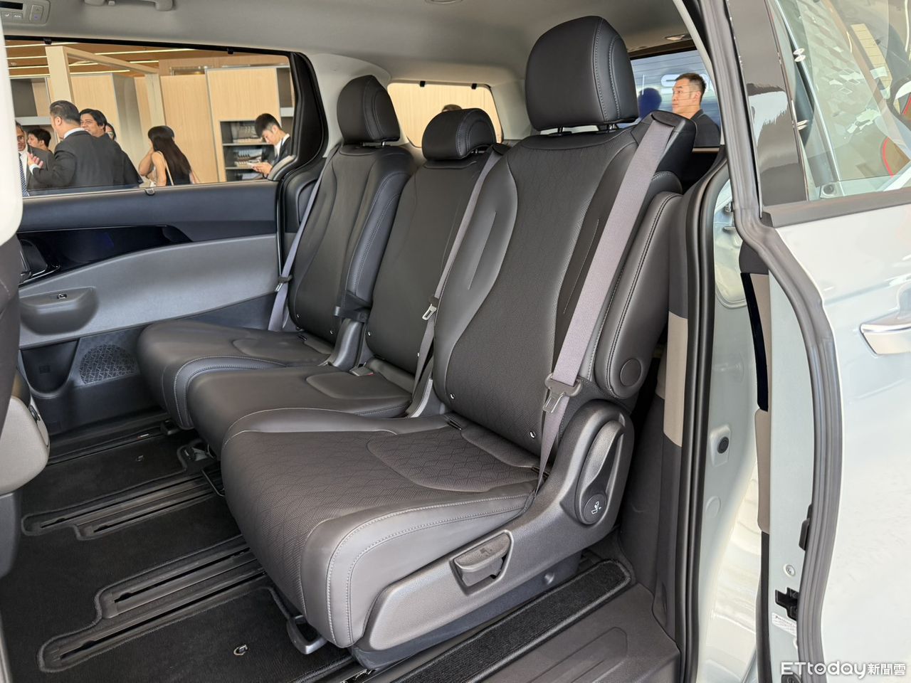 ▲Kia Carnival。圖／記者徐煜展攝）