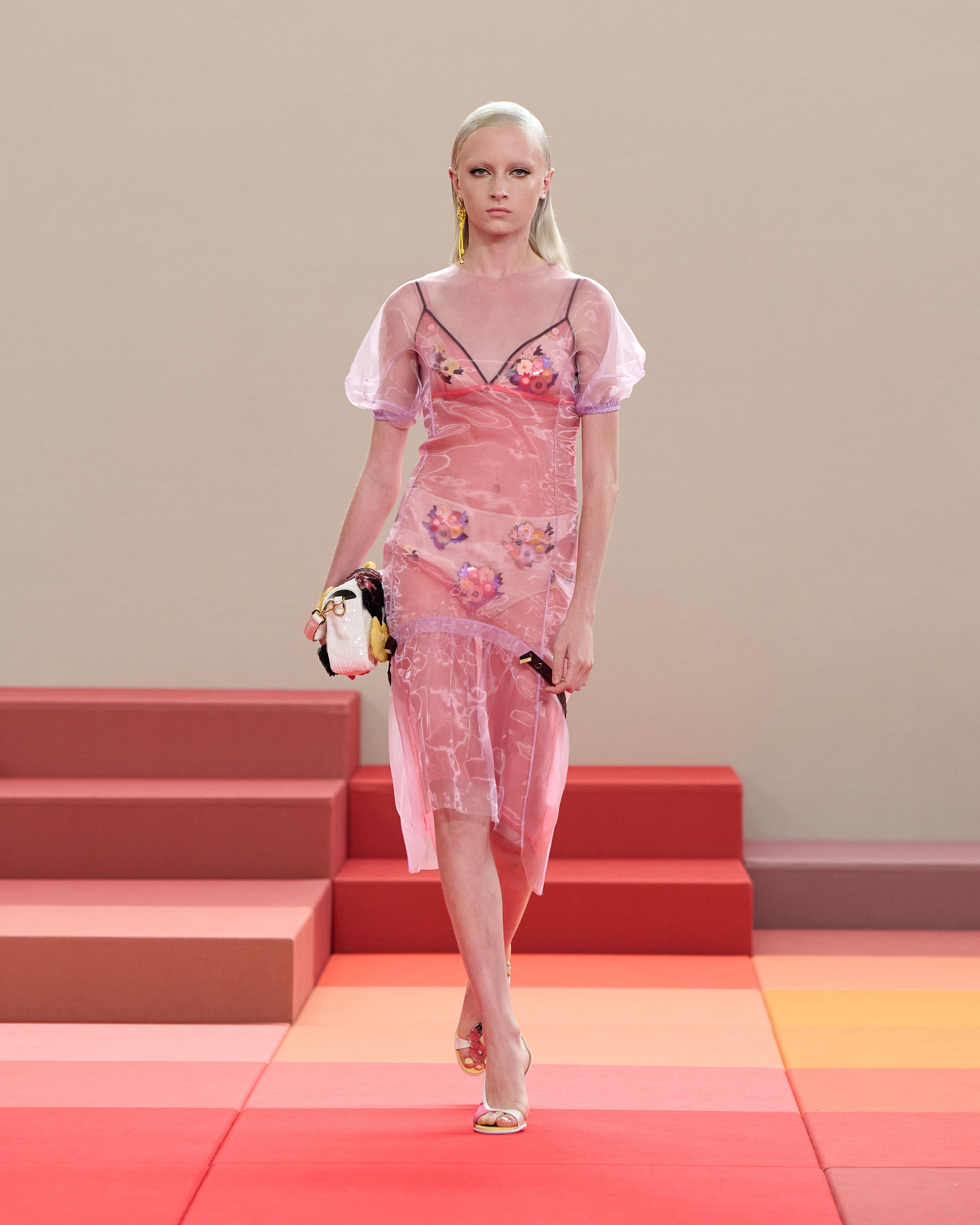 ▲▼    fendi 。（圖／品牌提供）