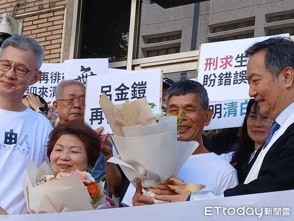 ▲▼呂金鎧再審獲判無罪，四姊呂秋容，辯護律師羅秉成、律師葉建廷。（圖／記者吳銘峯攝）