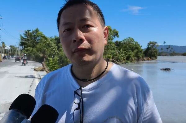 ▲受困乾姑丈的兒子忍不住淚崩，守在現場希望搜救隊能早日找到爸爸。（圖／地方中心翻攝）