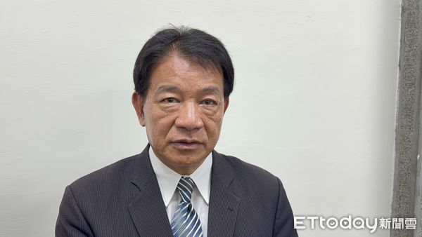 ▲台南高分院25日開庭審理郭信良涉佃西重劃索賄案，雙方就廖姓業者供詞可信度激烈攻防。（記者林東良翻攝）