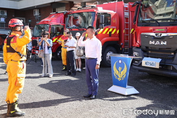 ▲▼ 嘉義縣政府動員集結前往花蓮救災 翁章梁捐一個月所得 。（圖／嘉義縣消防局提供）