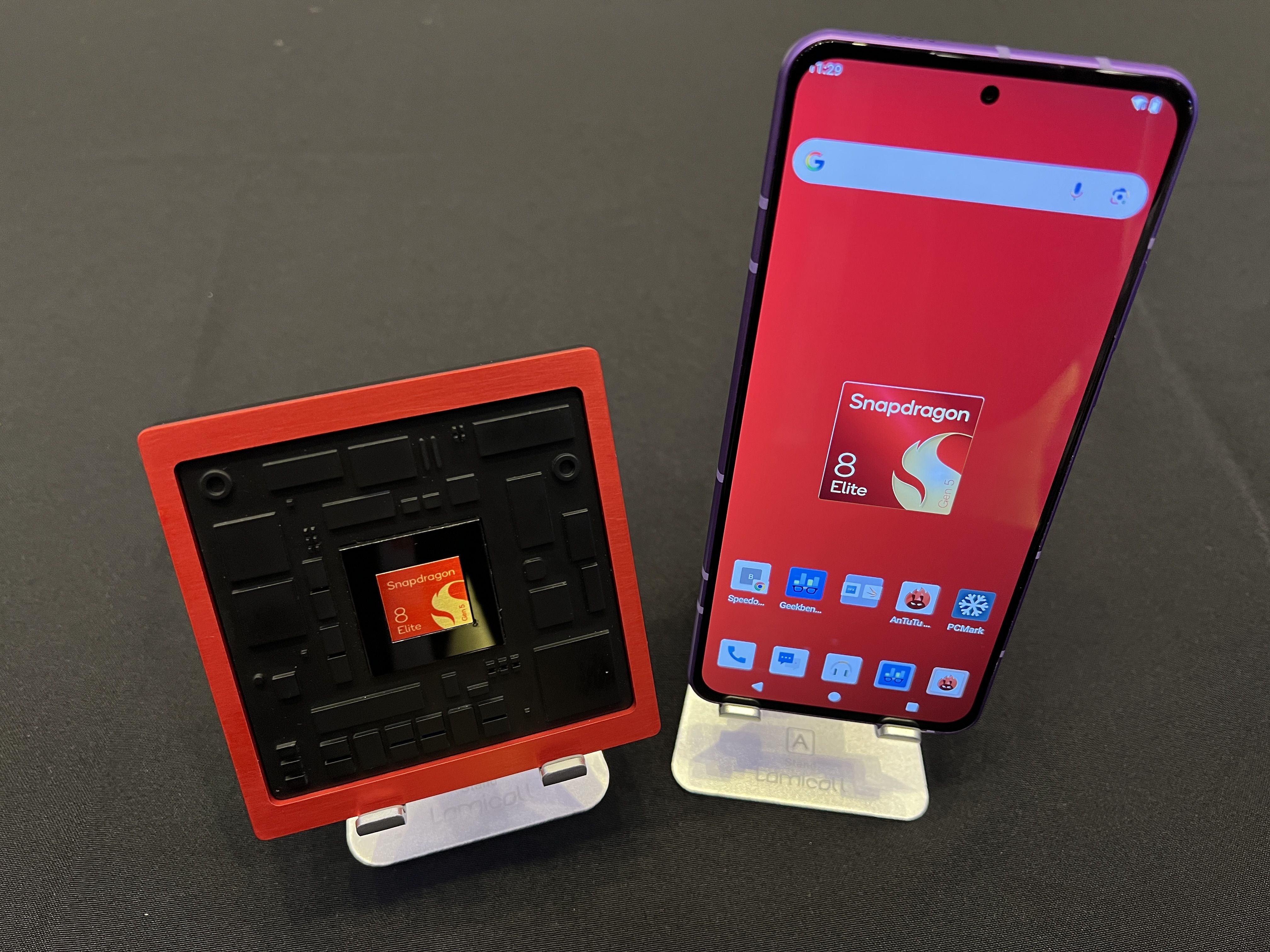 ▲▼高通推最新旗艦晶片Snapdragon 8 Elite Gen 5 。（圖／記者高兆麟攝）