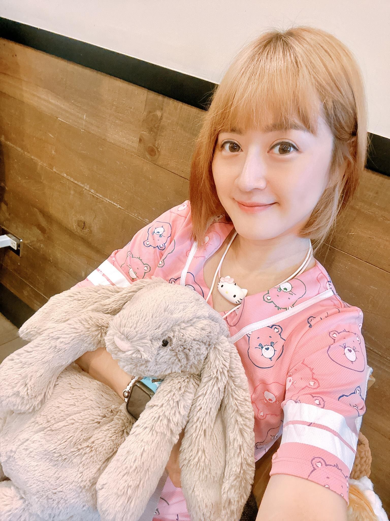 ▲▼女造型師「險遭設局帶走」揭演藝圈黑暗面：我知道是誰。（圖／翻攝自Facebook／Celine Chen）