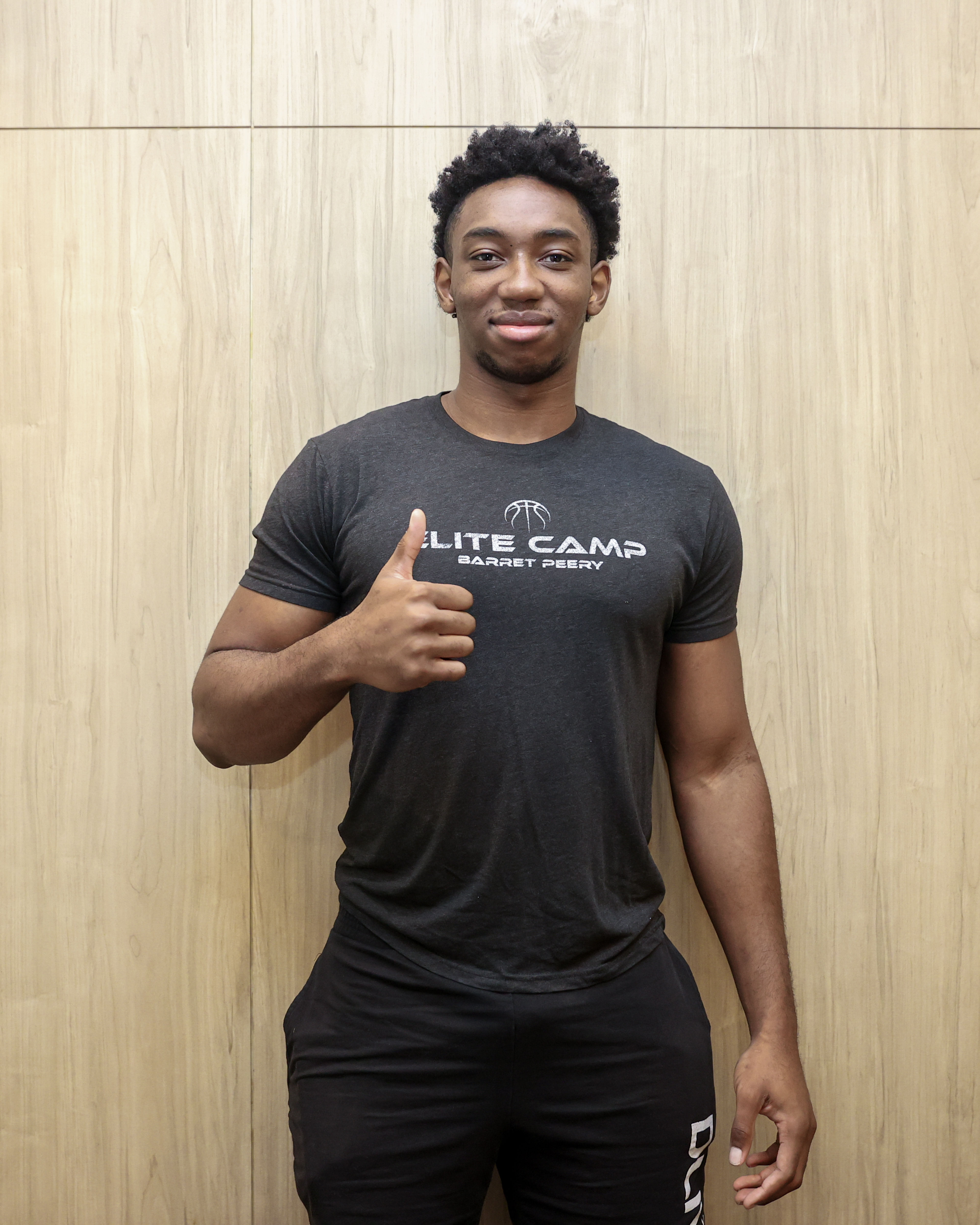 ▲▼富邦勇士正式簽下今年探花強納森。（圖／富邦勇士提供）