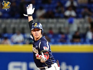 岳東華美技帥完就跑?詹子賢虧囂張 笑稱自己不敢跟李大浩比