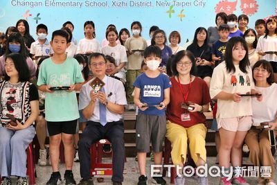 三口甜蜜茶謝師恩!新北長安國小敬師奉茶 傳承尊師重道美德