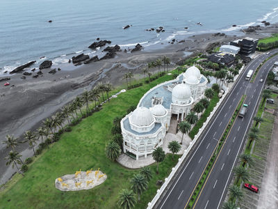 神秘阿拉伯宮屋主是他 中東開餐廳暴賺百億致富