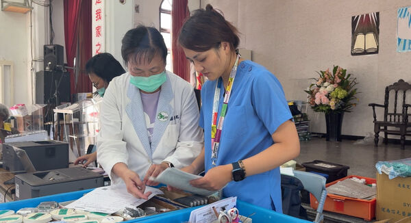 ▲▼門諾醫療團隊進駐馬太鞍教會提供災民醫療照護            。（圖／門諾醫院提供）