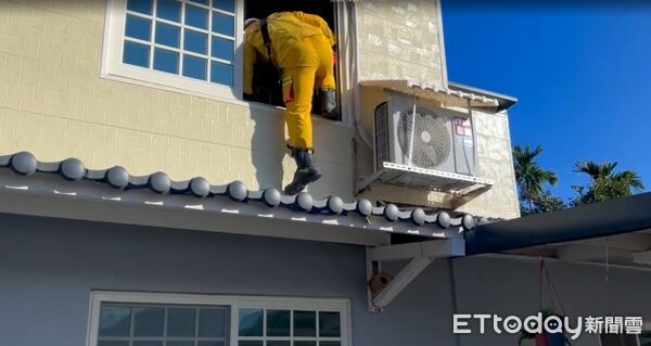 ▲台南市特搜隊在花蓮協助後送行動不便患者脫困就醫，展現專業救援能量。（圖／記者林東良翻攝，下同）