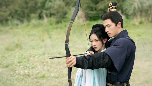 ▲《墨雨雲間》由吳謹言、王星越主演。（圖／中天娛樂台提供）