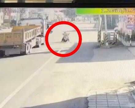 ▲彰化溪州發生73歲機車騎士遭砂石車輾壓身亡。（圖／縣議員李俊諭提供）