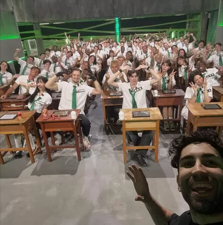 ▲▼網讚《中文怪物》超越台灣綜藝　吳鳳分析電視3劣勢。（圖／翻攝自Instagram／kudream）