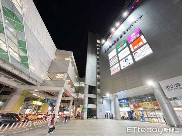 ▲▼          南山威力廣場   。（圖／記者項瀚攝）