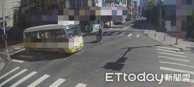 宜蘭葛瑪蘭公車闖紅燈！騎士急煞逃劫　司機辯「太陽逆光」將懲處