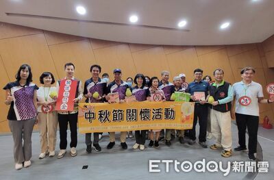 中秋送暖！士檢攜手「三會」送月餅+慰問金　30戶更生家庭受惠